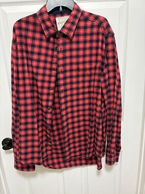 Aeropostale Red and Black Plaid Flannel Button-Down Shirt